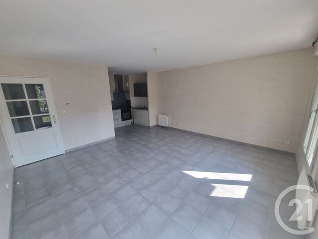 Appartement F3 à vendre - 3 pièces - 65.69 m2 - ST JEAN DE BRAYE - 45 - CENTRE - Century 21 Premium