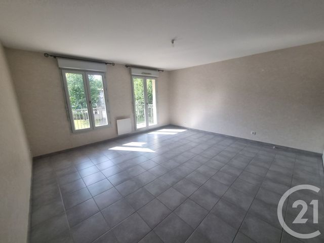 Appartement F3 à vendre - 3 pièces - 65.69 m2 - ST JEAN DE BRAYE - 45 - CENTRE - Century 21 Premium