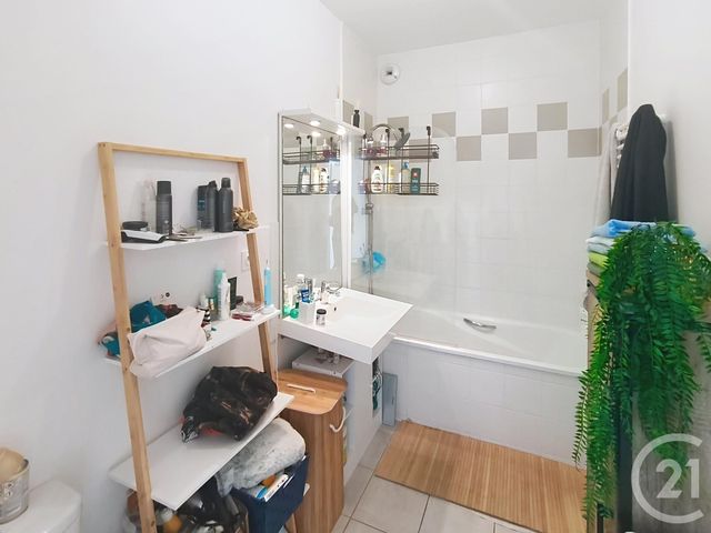 Appartement F2 à vendre - 2 pièces - 44.51 m2 - ST JEAN DE BRAYE - 45 - CENTRE - Century 21 Premium