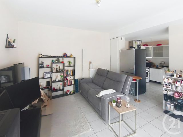 Appartement F2 à vendre - 2 pièces - 44.51 m2 - ST JEAN DE BRAYE - 45 - CENTRE - Century 21 Premium