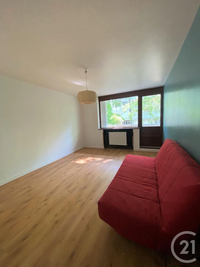 Appartement F2 à louer - 2 pièces - 44.9 m2 - ST JEAN DE BRAYE - 45 - CENTRE - Century 21 Premium