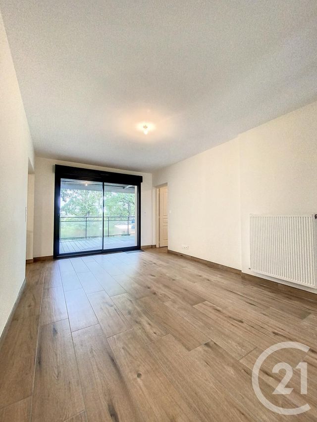 Appartement T3 à vendre - 3 pièces - 66.76 m2 - ST JEAN DE BRAYE - 45 - CENTRE - Century 21 Premium