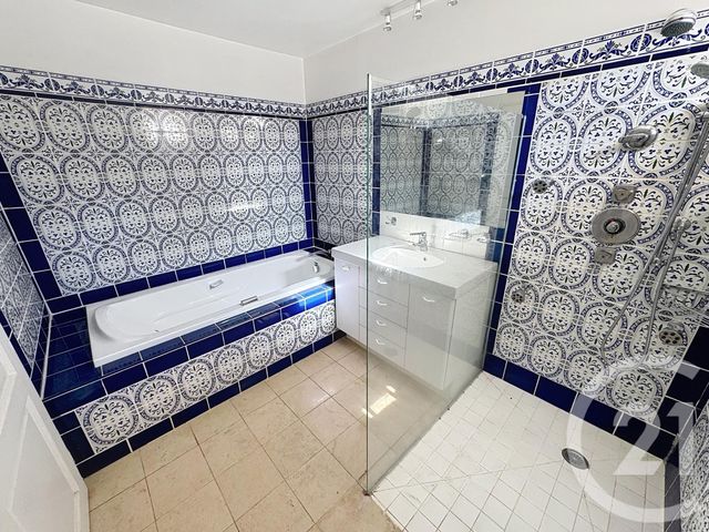 maison à vendre - 6 pièces - 172.0 m2 - ST JEAN DE BRAYE - 45 - CENTRE - Century 21 Premium