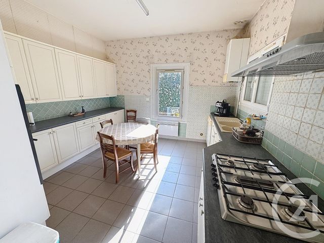 maison à vendre - 6 pièces - 172.0 m2 - ST JEAN DE BRAYE - 45 - CENTRE - Century 21 Premium