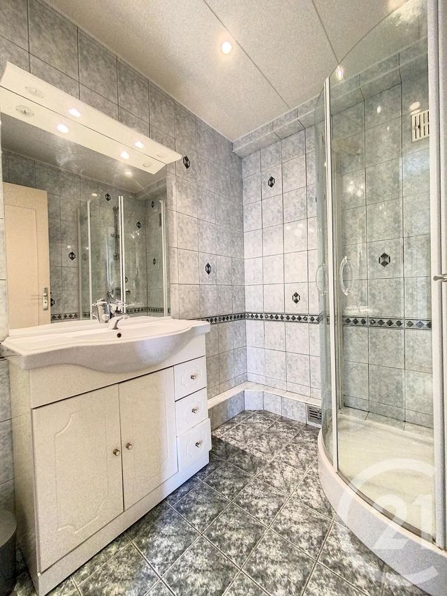 Appartement T4 à vendre - 4 pièces - 73.43 m2 - ORLEANS - 45 - CENTRE - Century 21 Premium