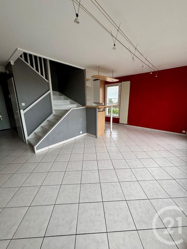 Appartement à louer - 3 pièces - 75.0 m2 - ST JEAN DE BRAYE - 45 - CENTRE - Century 21 Premium