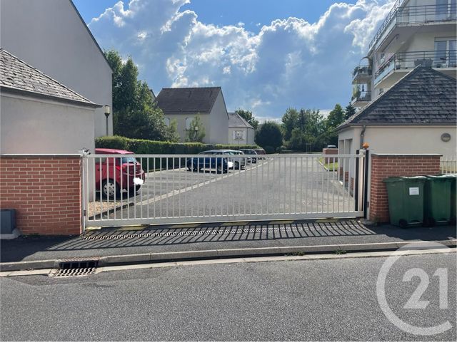 parking à louer - 11.5 m2 - ST JEAN DE BRAYE - 45 - CENTRE - Century 21 Premium