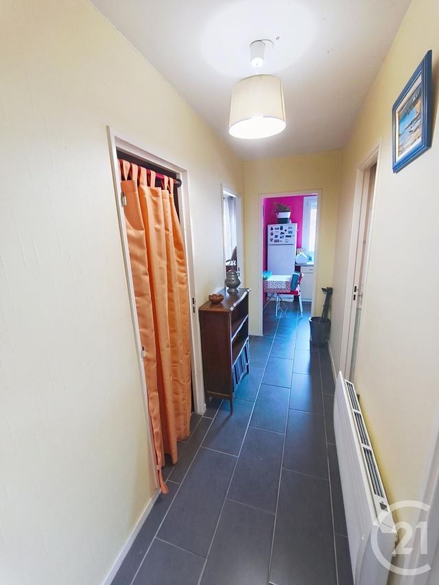 Appartement F2 à vendre - 2 pièces - 49.74 m2 - ST JEAN DE BRAYE - 45 - CENTRE - Century 21 Premium