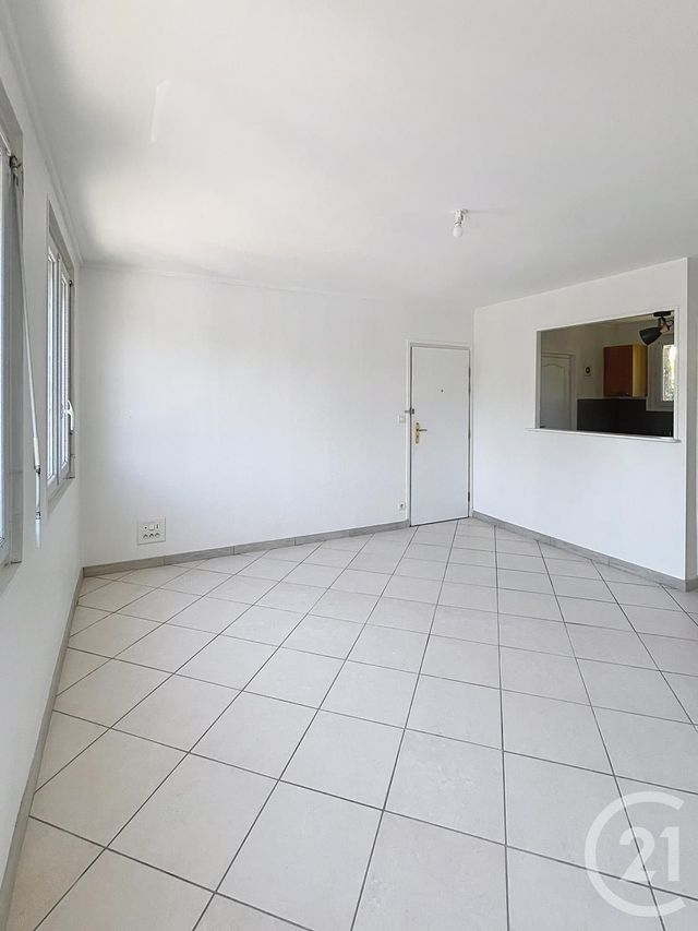 Appartement F3 à louer - 3 pièces - 64.0 m2 - ST JEAN DE BRAYE - 45 - CENTRE - Century 21 Premium