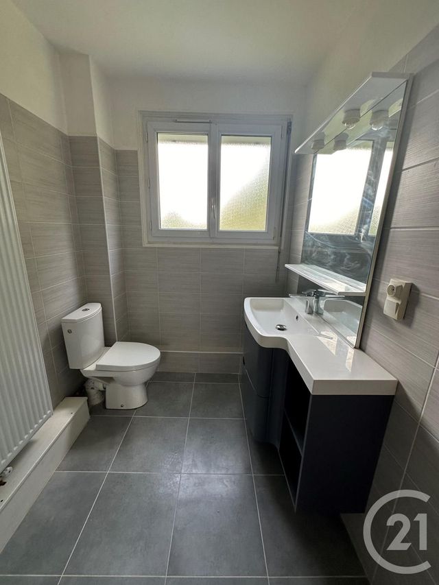 Appartement F3 à louer - 3 pièces - 64.0 m2 - ST JEAN DE BRAYE - 45 - CENTRE - Century 21 Premium