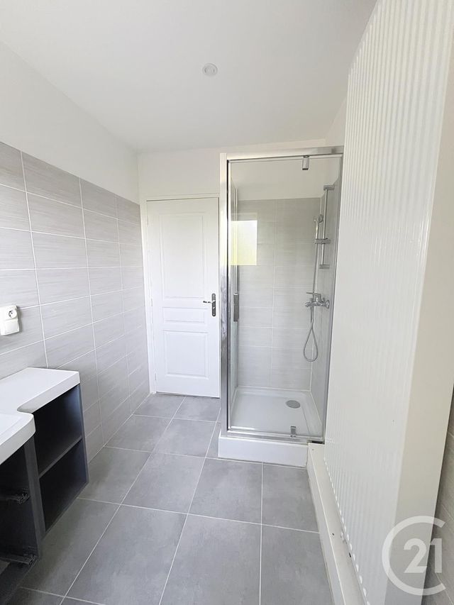 Appartement F3 à louer - 3 pièces - 64.0 m2 - ST JEAN DE BRAYE - 45 - CENTRE - Century 21 Premium