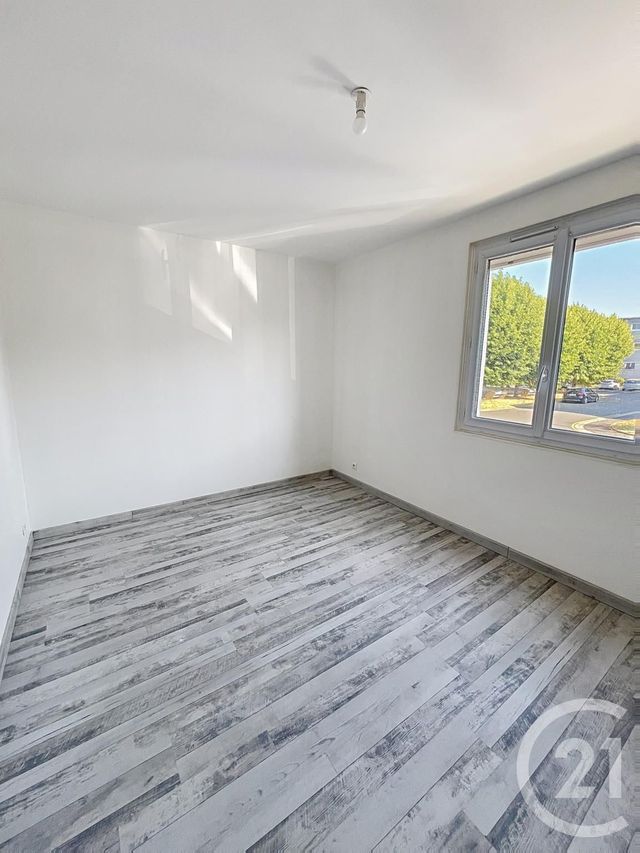 Appartement F3 à louer - 3 pièces - 64.0 m2 - ST JEAN DE BRAYE - 45 - CENTRE - Century 21 Premium
