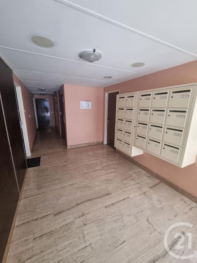 Appartement F3 à vendre - 3 pièces - 62.0 m2 - ST JEAN DE BRAYE - 45 - CENTRE - Century 21 Premium