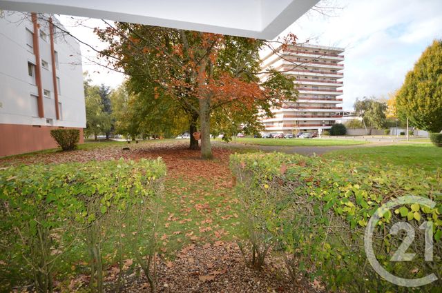 Appartement F2 à louer - 2 pièces - 51.9 m2 - ST JEAN DE BRAYE - 45 - CENTRE - Century 21 Premium