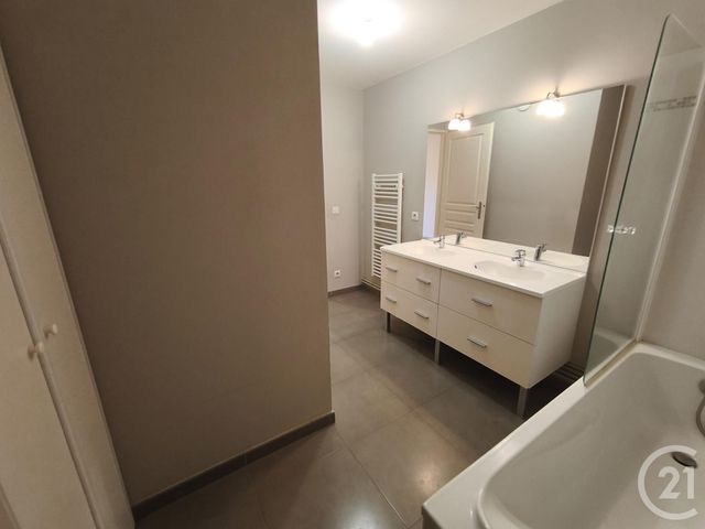 Appartement F4 à vendre - 4 pièces - 90.86 m2 - ORLEANS - 45 - CENTRE - Century 21 Premium