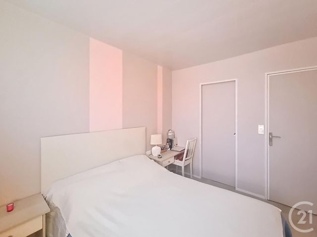 Appartement à vendre - 4 pièces - 70.27 m2 - FLEURY LES AUBRAIS - 45 - CENTRE - Century 21 Premium