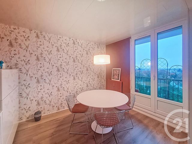 Appartement à vendre - 4 pièces - 70.27 m2 - FLEURY LES AUBRAIS - 45 - CENTRE - Century 21 Premium