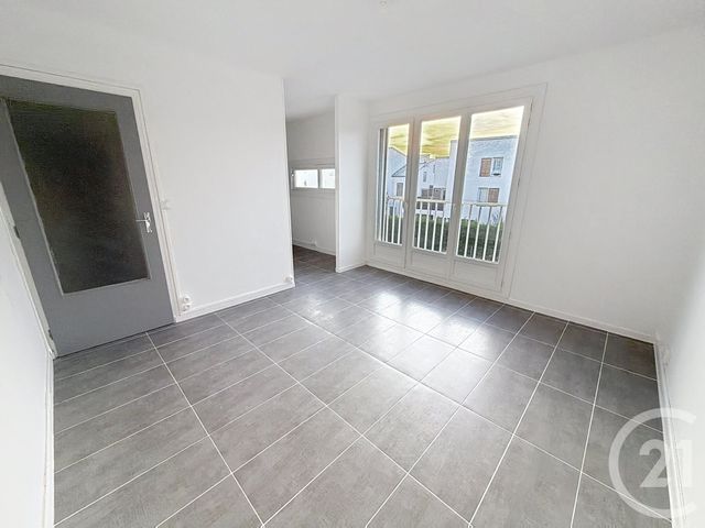 Appartement F1 à louer - 1 pièce - 26.4 m2 - ST JEAN DE BRAYE - 45 - CENTRE - Century 21 Premium