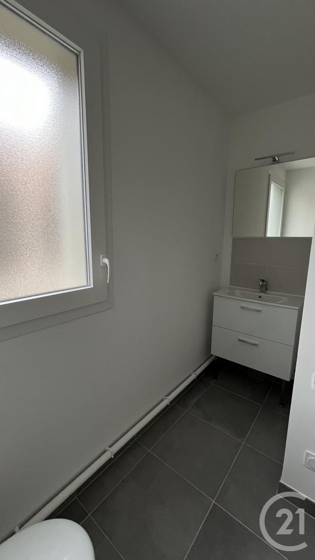 Appartement F2 à louer - 2 pièces - 43.43 m2 - ST JEAN DE BRAYE - 45 - CENTRE - Century 21 Premium