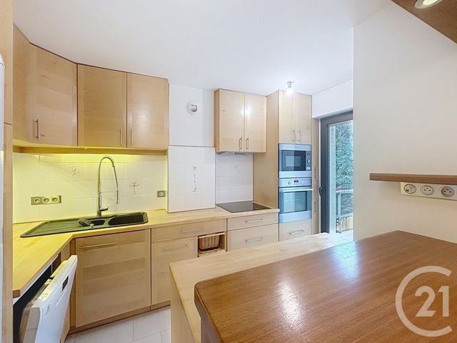 Appartement à louer - 3 pièces - 65.07 m2 - ST JEAN DE BRAYE - 45 - CENTRE - Century 21 Premium