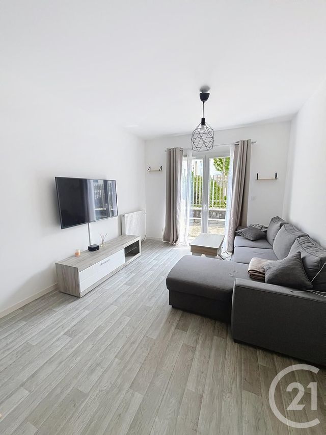 Appartement F2 à louer - 2 pièces - 45.96 m2 - ST JEAN DE BRAYE - 45 - CENTRE - Century 21 Premium