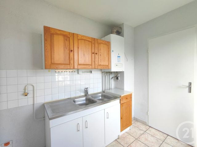 Appartement F1 à vendre - 1 pièce - 30.94 m2 - ST JEAN DE BRAYE - 45 - CENTRE - Century 21 Premium