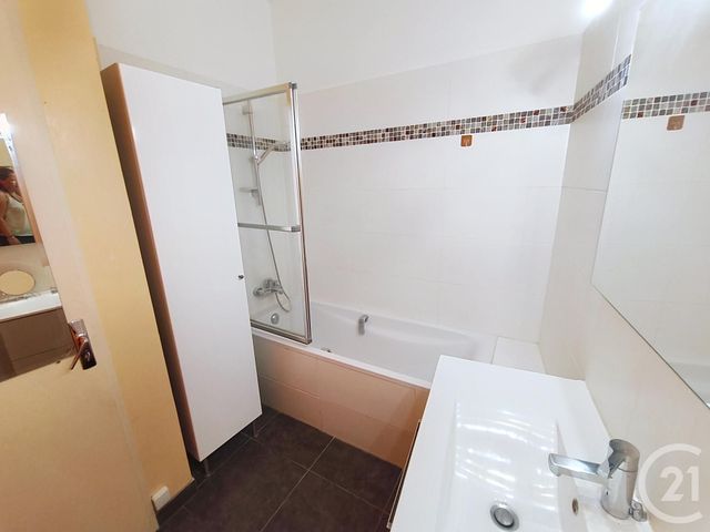 Appartement F4 à vendre - 4 pièces - 86.61 m2 - ORLEANS - 45 - CENTRE - Century 21 Premium