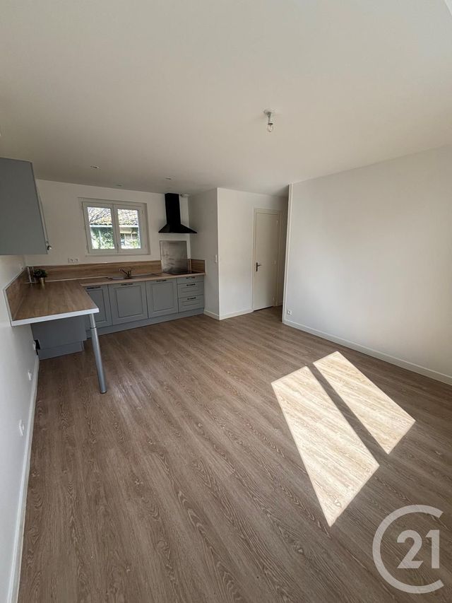 Maison à louer ST JEAN DE BRAYE