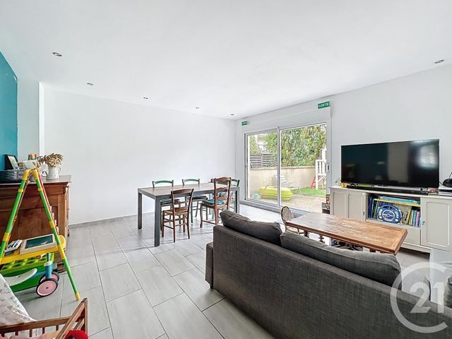 Appartement Duplex à vendre - 3 pièces - 81.34 m2 - ST JEAN DE BRAYE - 45 - CENTRE - Century 21 Premium