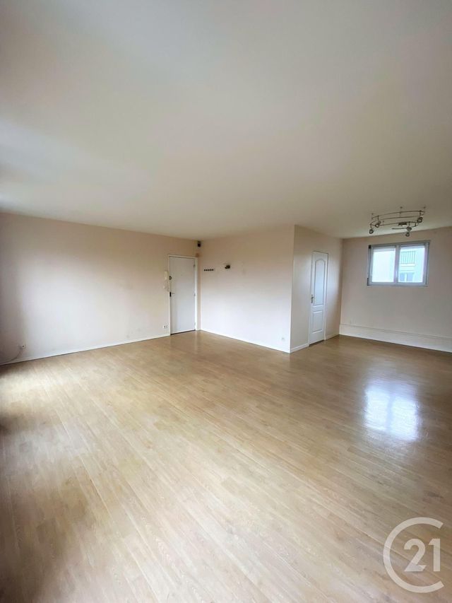 Appartement F4 à louer - 4 pièces - 80.6 m2 - ST JEAN DE BRAYE - 45 - CENTRE - Century 21 Premium