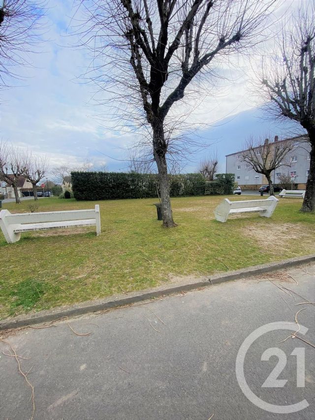 Appartement F4 à louer - 4 pièces - 80.6 m2 - ST JEAN DE BRAYE - 45 - CENTRE - Century 21 Premium