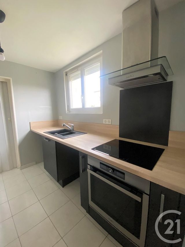 Appartement F4 à louer - 4 pièces - 80.6 m2 - ST JEAN DE BRAYE - 45 - CENTRE - Century 21 Premium
