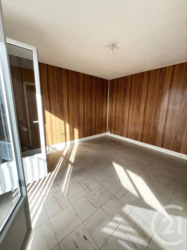 Appartement F1 à vendre - 1 pièce - 26.55 m2 - ST JEAN DE BRAYE - 45 - CENTRE - Century 21 Premium