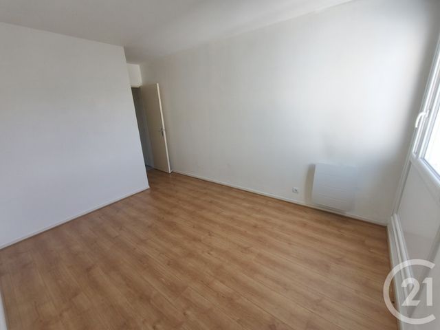 Appartement F2 à vendre - 2 pièces - 49.87 m2 - ST JEAN DE BRAYE - 45 - CENTRE - Century 21 Premium
