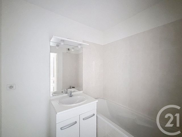 Appartement F3 à louer - 3 pièces - 65.69 m2 - ST JEAN DE BRAYE - 45 - CENTRE - Century 21 Premium