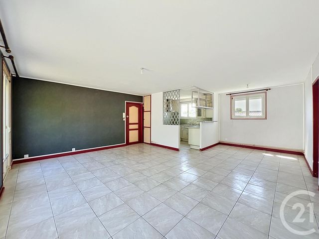Appartement F4 à vendre - 4 pièces - 81.14 m2 - ST JEAN DE BRAYE - 45 - CENTRE - Century 21 Premium