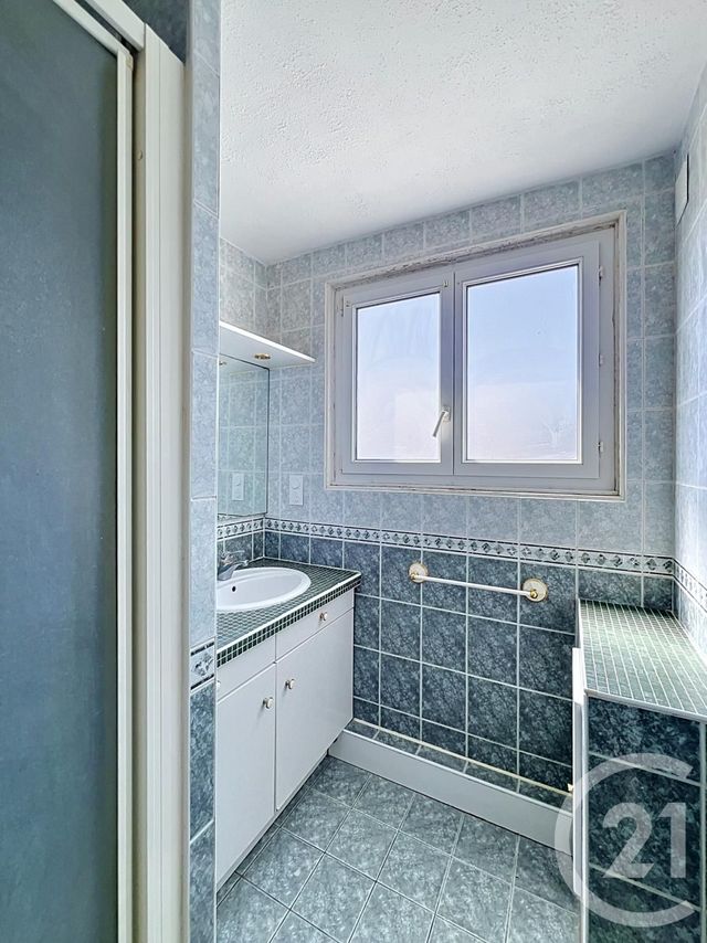Appartement F4 à vendre - 4 pièces - 81.14 m2 - ST JEAN DE BRAYE - 45 - CENTRE - Century 21 Premium