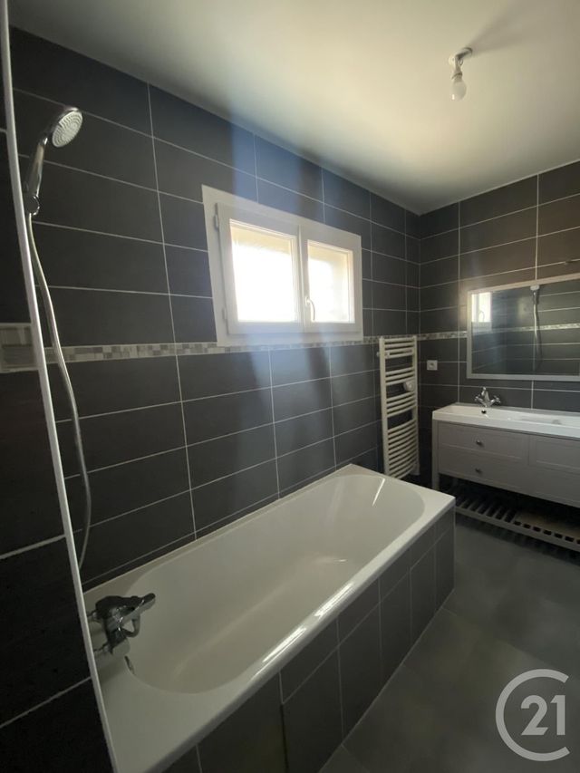 maison à louer - 4 pièces - 88.0 m2 - ST JEAN DE BRAYE - 45 - CENTRE - Century 21 Premium