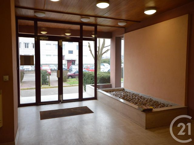 Appartement F1 à louer - 1 pièce - 29.33 m2 - ST JEAN DE BRAYE - 45 - CENTRE - Century 21 Premium