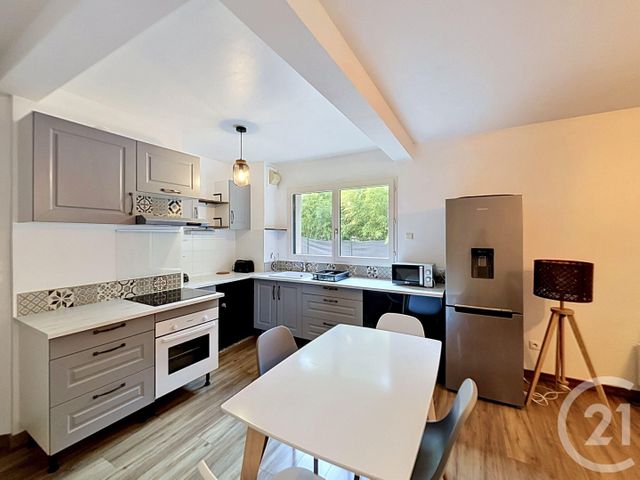 Appartement F2 à louer - 2 pièces - 45.78 m2 - ST JEAN DE BRAYE - 45 - CENTRE - Century 21 Premium
