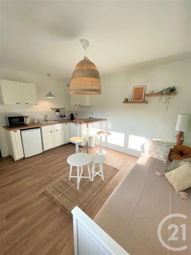 Appartement F1 à louer - 1 pièce - 26.4 m2 - ST JEAN DE BRAYE - 45 - CENTRE - Century 21 Premium