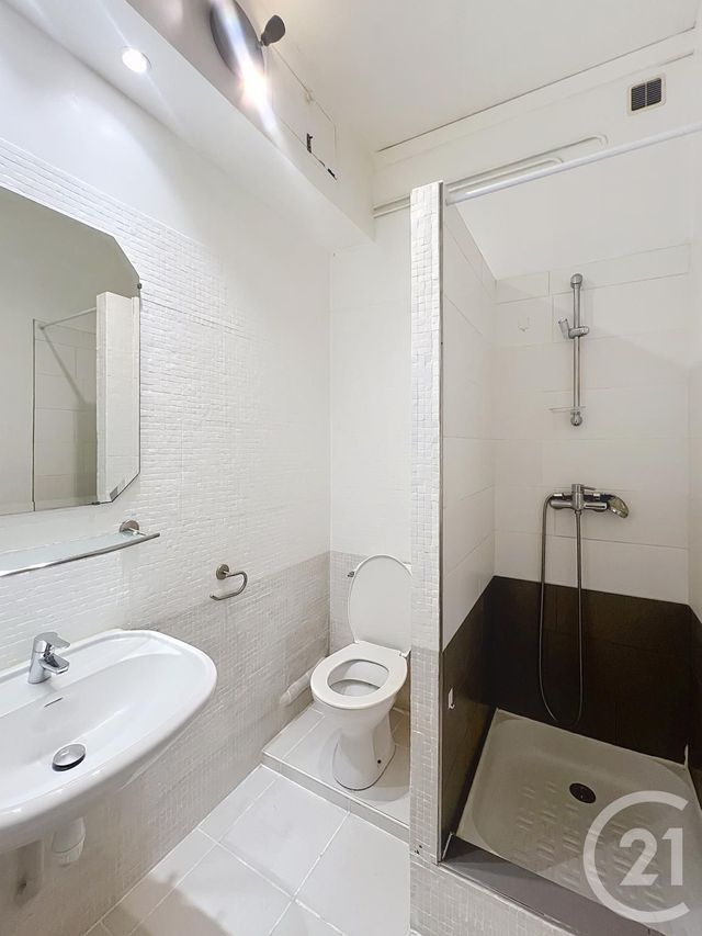 Appartement T2 à louer - 2 pièces - 31.5 m2 - ST JEAN DE BRAYE - 45 - CENTRE - Century 21 Premium