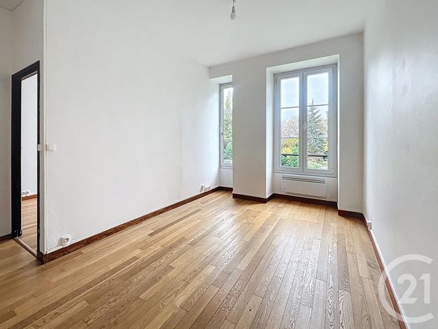 Appartement T2 à louer - 2 pièces - 31.5 m2 - ST JEAN DE BRAYE - 45 - CENTRE - Century 21 Premium
