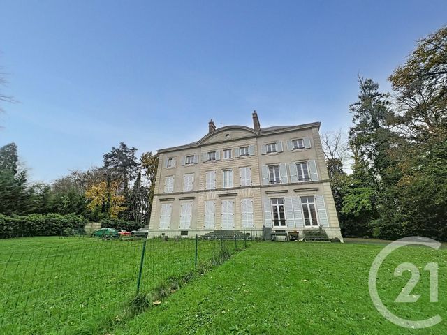 Appartement T2 à louer - 2 pièces - 31.5 m2 - ST JEAN DE BRAYE - 45 - CENTRE - Century 21 Premium
