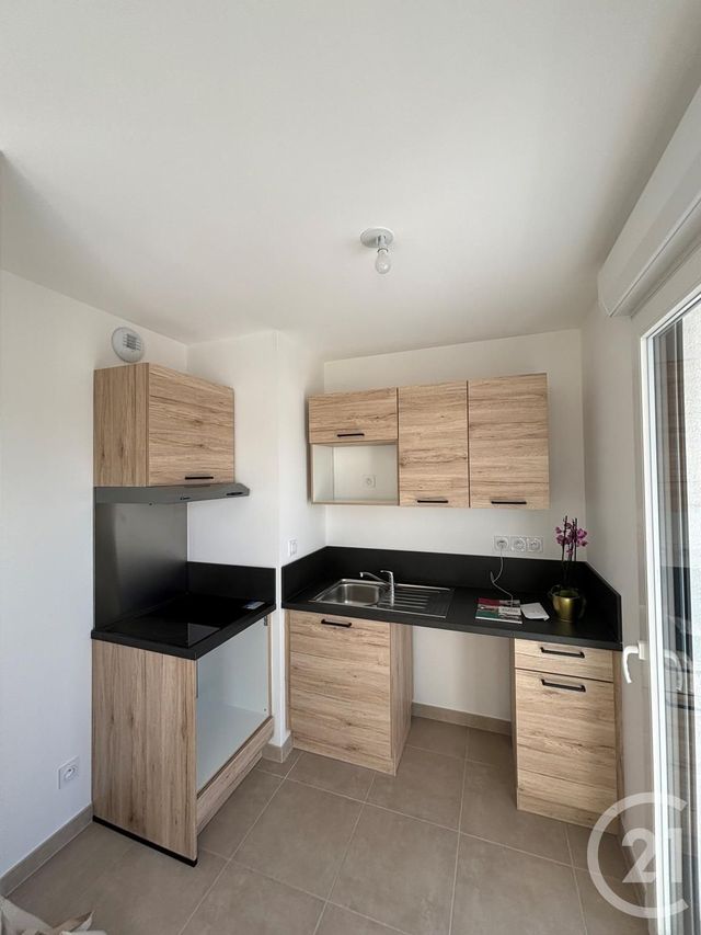 Appartement F2 à louer - 2 pièces - 41.46 m2 - ST JEAN DE BRAYE - 45 - CENTRE - Century 21 Premium