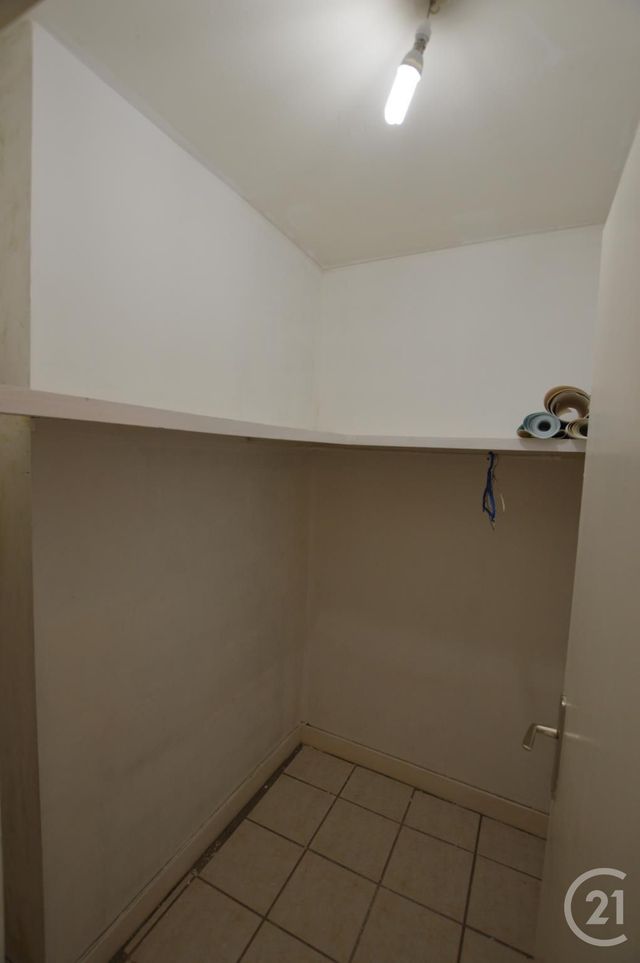 Appartement Studio à louer - 1 pièce - 29.4 m2 - ST JEAN DE BRAYE - 45 - CENTRE - Century 21 Premium