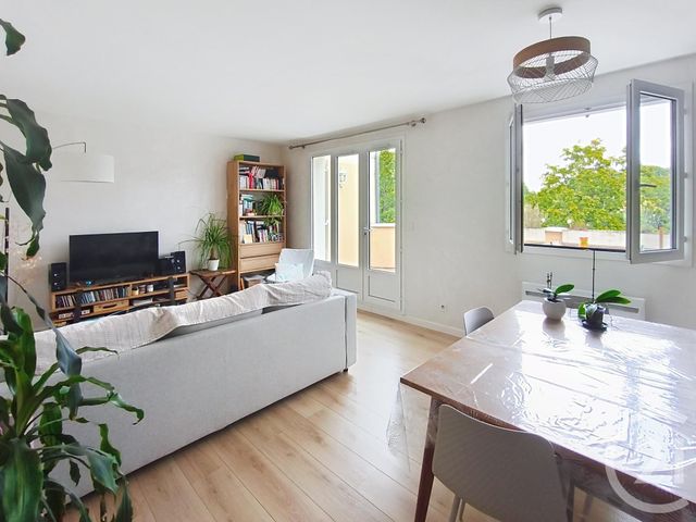 Appartement F3 à vendre - 3 pièces - 71.16 m2 - ST JEAN DE BRAYE - 45 - CENTRE - Century 21 Premium