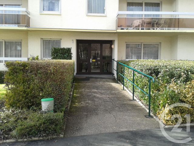 Appartement F2 à louer - 2 pièces - 46.8 m2 - ST JEAN DE BRAYE - 45 - CENTRE - Century 21 Premium