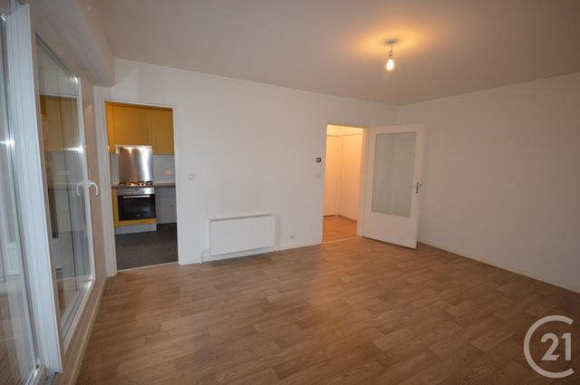 Appartement F2 à louer - 2 pièces - 46.8 m2 - ST JEAN DE BRAYE - 45 - CENTRE - Century 21 Premium