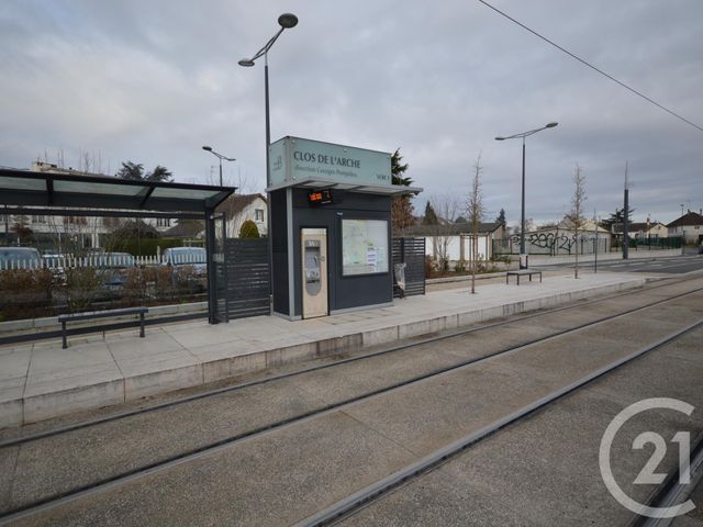 Appartement F2 à louer - 2 pièces - 46.8 m2 - ST JEAN DE BRAYE - 45 - CENTRE - Century 21 Premium
